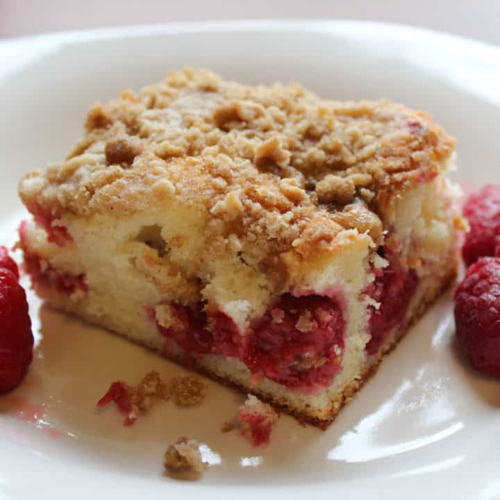 Easy Raspberry Coffee Cake Recipe - Tammilee Tips