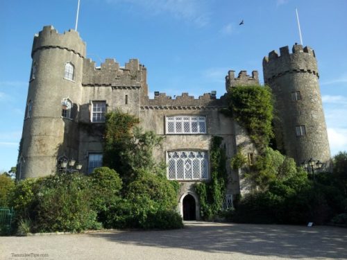 Malahide Castle and Coastal Tour with Dublin Bus tours