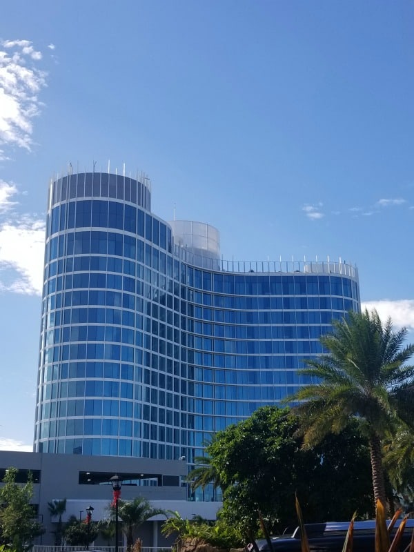 Aventura Hotel at Universal Orlando Resort {Video} - Tammilee Tips