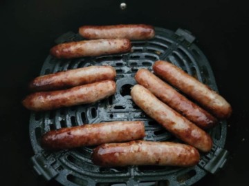 Air Fryer Sausage Links - Tammilee Tips