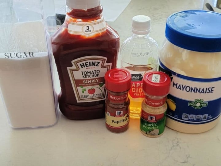 Yum Yum Sauce Recipe (Quick And Easy) - Tammilee Tips