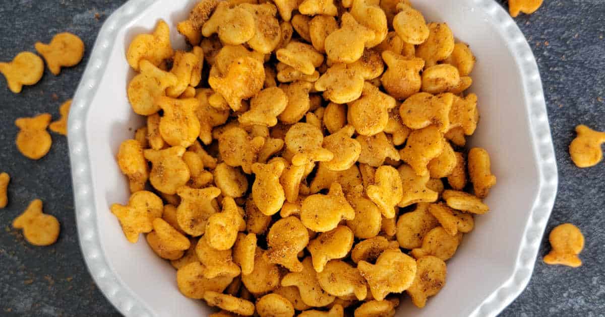 3 Ingredient Old Bay Goldfish Crackers - Tammilee Tips