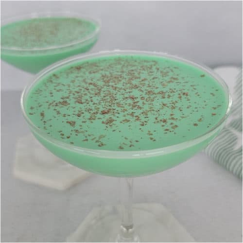 Classic Grasshopper Drink {Video} - Tammilee Tips